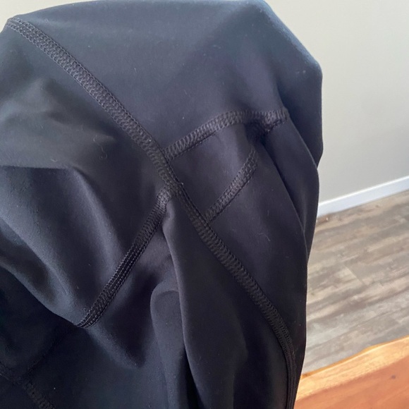 American Eagle The Everything High Waisted Black Pocket Leggings - Picture 5 of 6